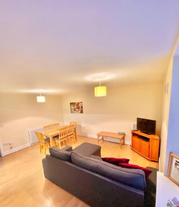 2 Bed Apartment In City Centre Dublín Exterior foto