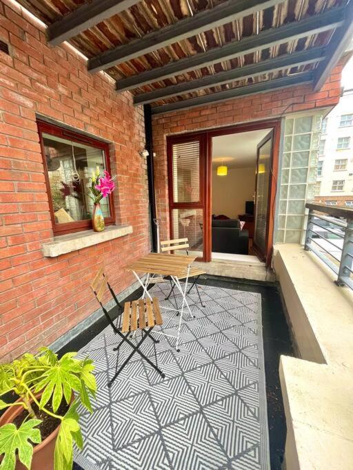 2 Bed Apartment In City Centre Dublín Exterior foto